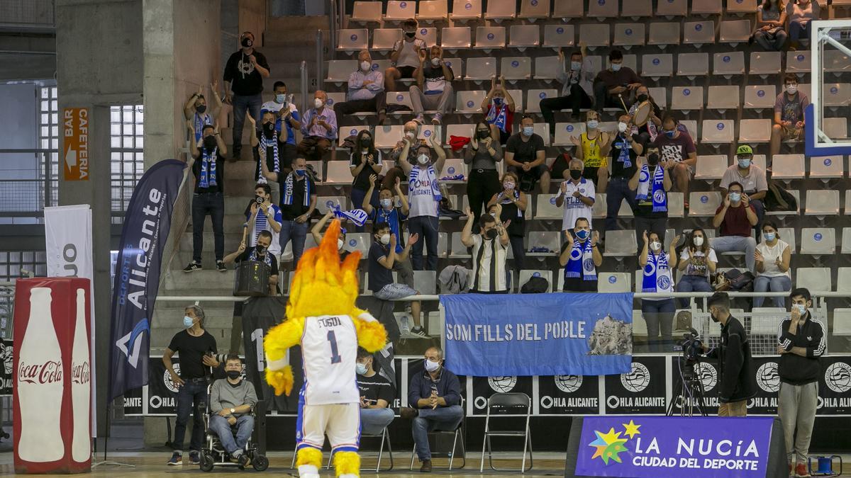 El HLA vence al líder y presenta su candidatura para al "play-off" por la ACB