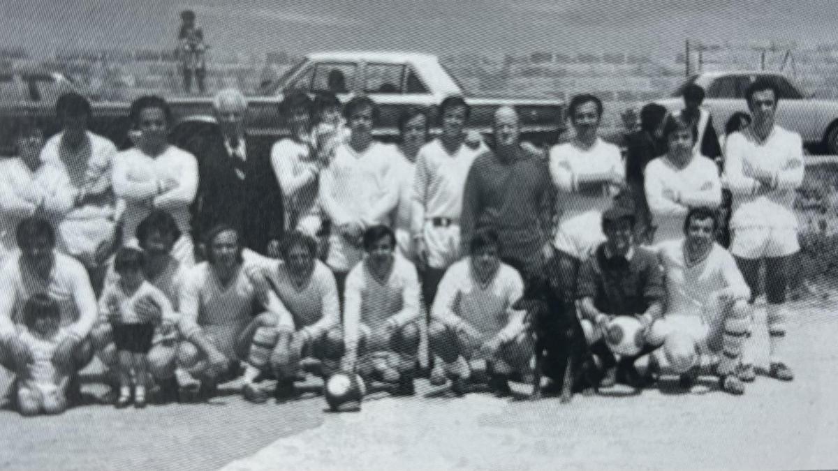 Primera plantilla del Ables FC en 1976.