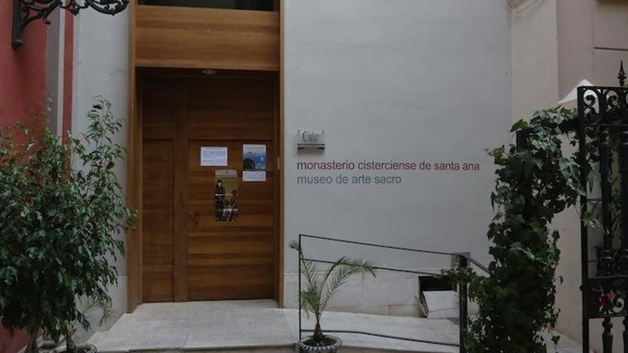 Fachada del antiguo museo del Císter y que acogerá el centro de estudios de teología de Málaga.