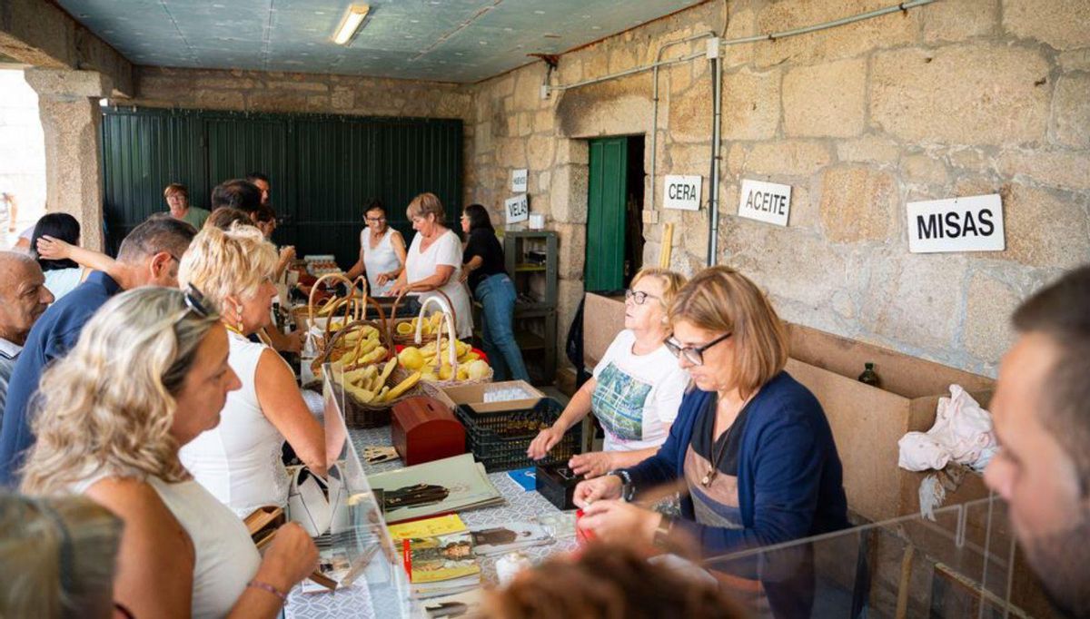 Despacho de las ofrendas en San Benito de Gondomar. 11 julio 2025. Pedro Mina