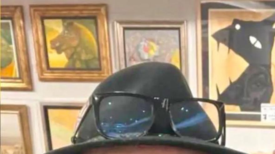 Fallece el pintor coruñés Manuel Villarino, coordinador de la Feira da Arte Galega