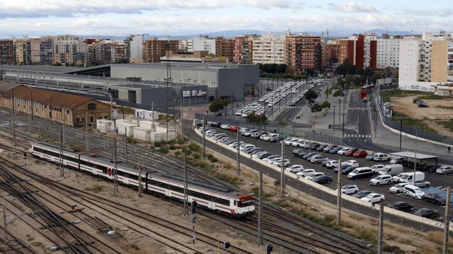 &quot;Obras sin fin, experimento del tercer carril y nudos que desatar para vertebrar&quot;