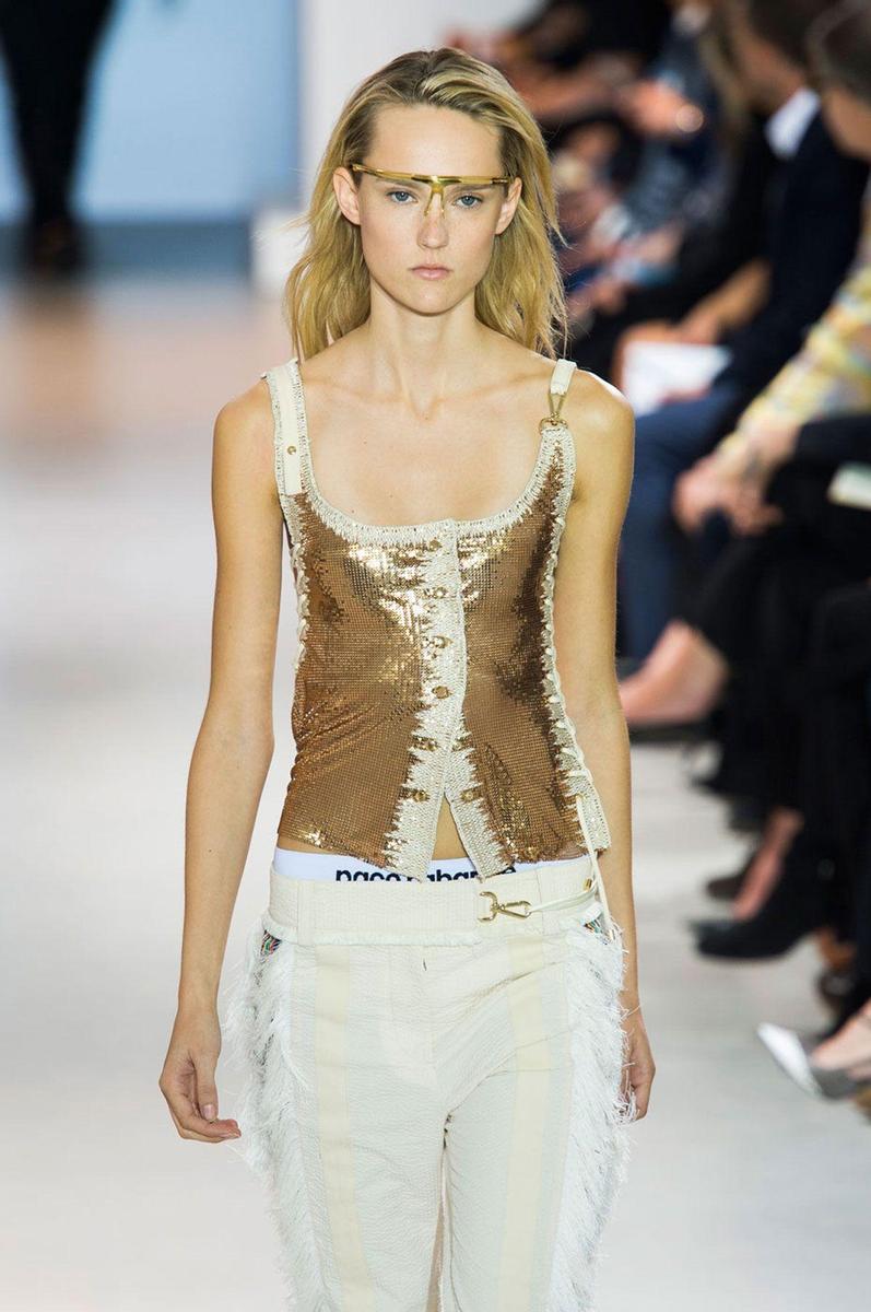 PFW: Paco Rabanne Primavera/Verano 2016, dorado y blanco