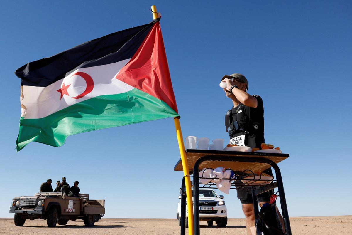 Imágenes de la 23ª edición del Sahara Marathon, en Argelia.