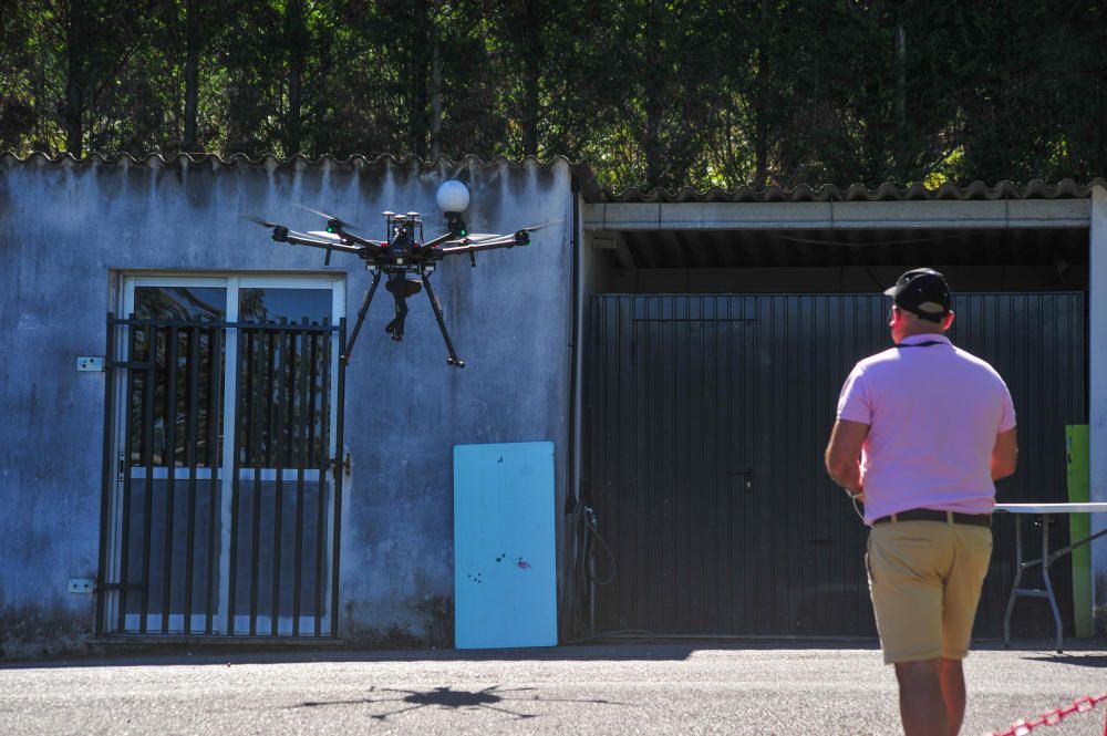 Trabajos de Aeromar para eliminar el nido de velutinas con su dron.