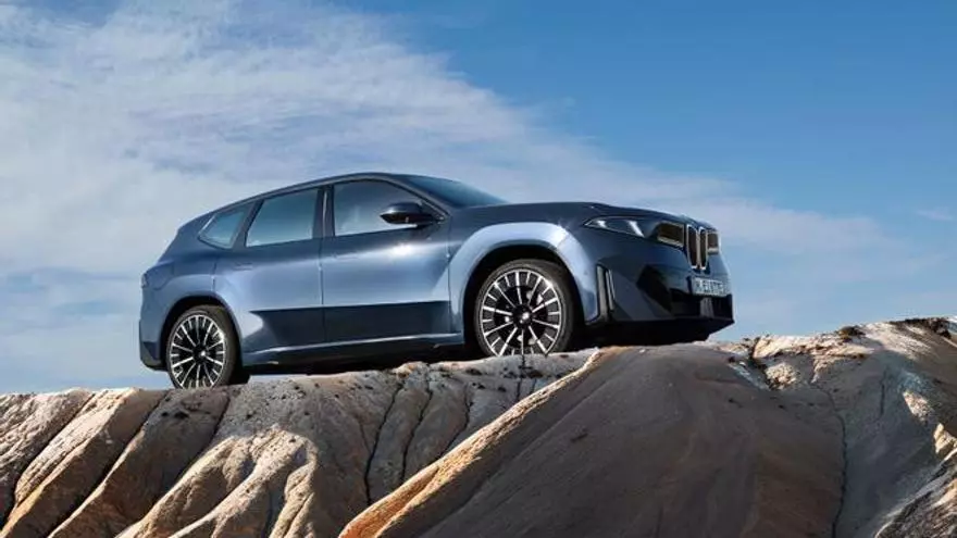 Ya hay precio en España para el nuevo BMW iX3 (y no se va de lo que se podría esperar)