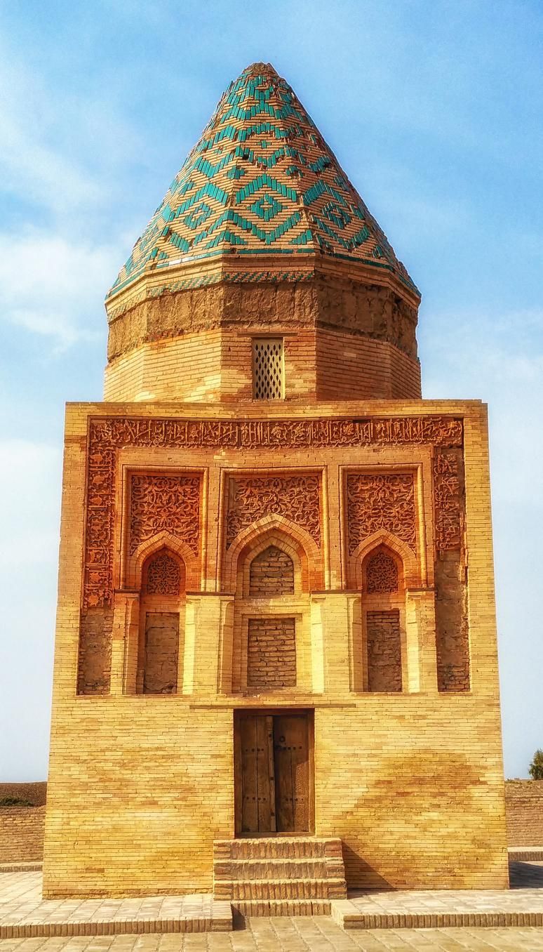 Mausoleo en Kunya-Urgench.