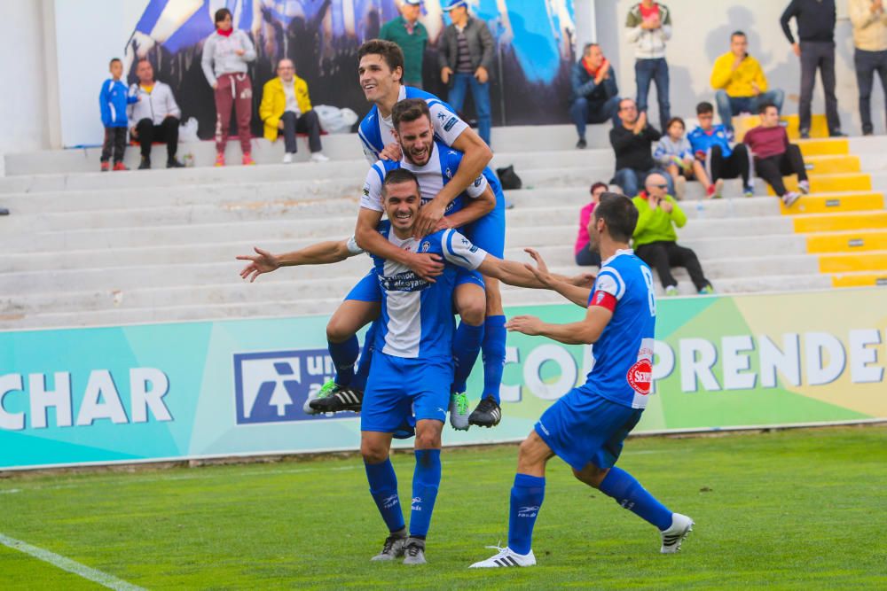 El Alcoyano se aupa al liderazgo