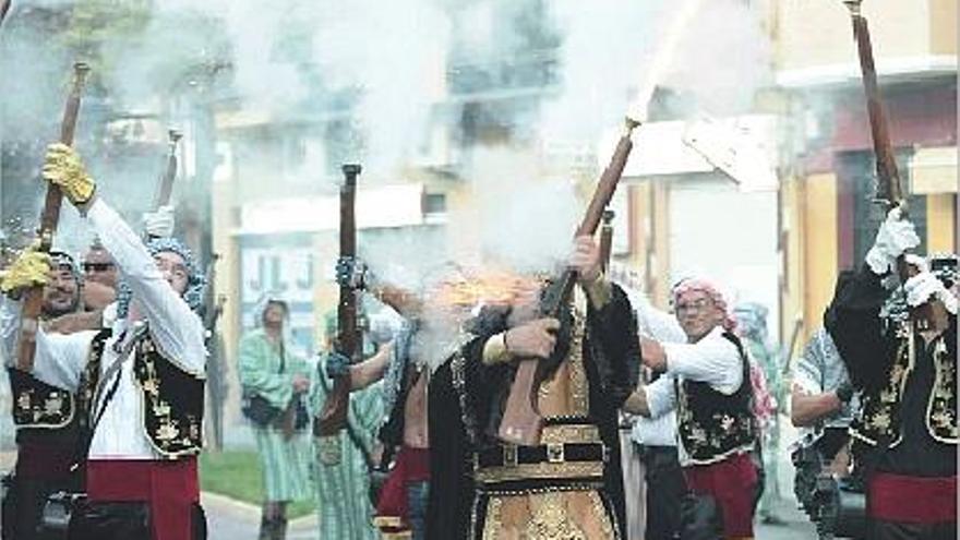 Un instante de las celebraciones de Moros y Cristianos de Orihuela del año pasado.