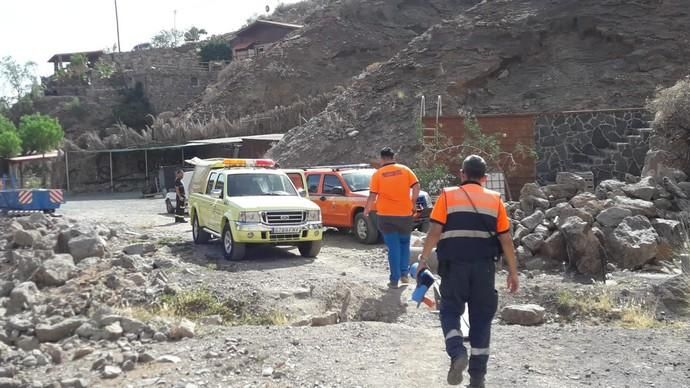 El operativo de Emergencias, en los rescates de dos senderistas en Mogán