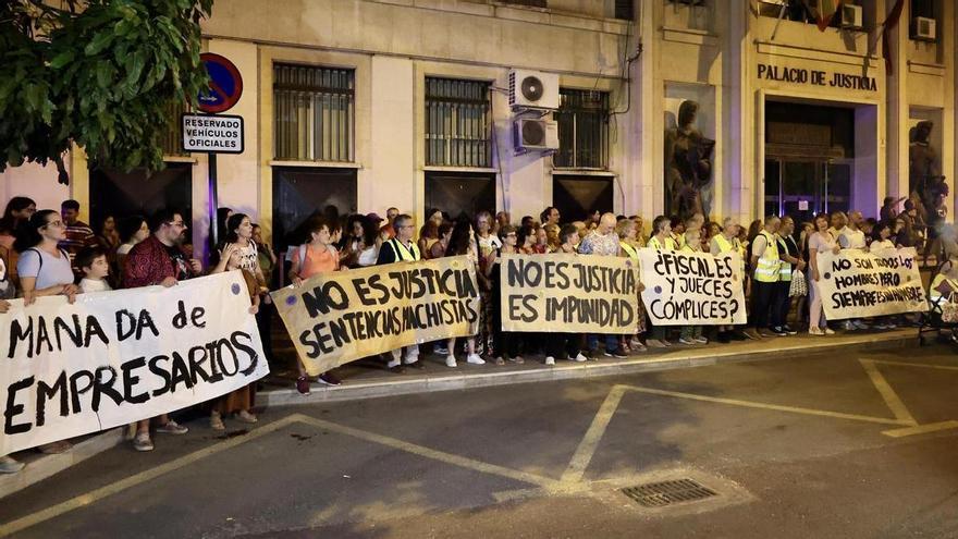 La Fiscalía rebate a la jueza: &quot;La revictimización de las víctimas se produce por el propio sistema&quot;