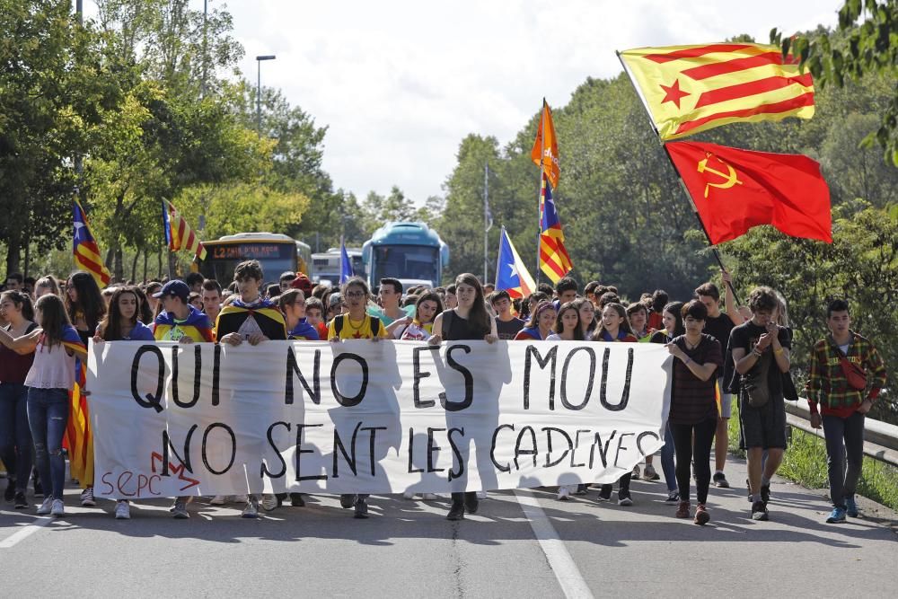 Manifestació d''estudiants de secundària a Girona