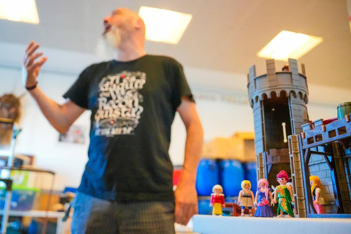 La Reconquista articulada: la expulsión de los franceses a través de muñecos Playmobil
