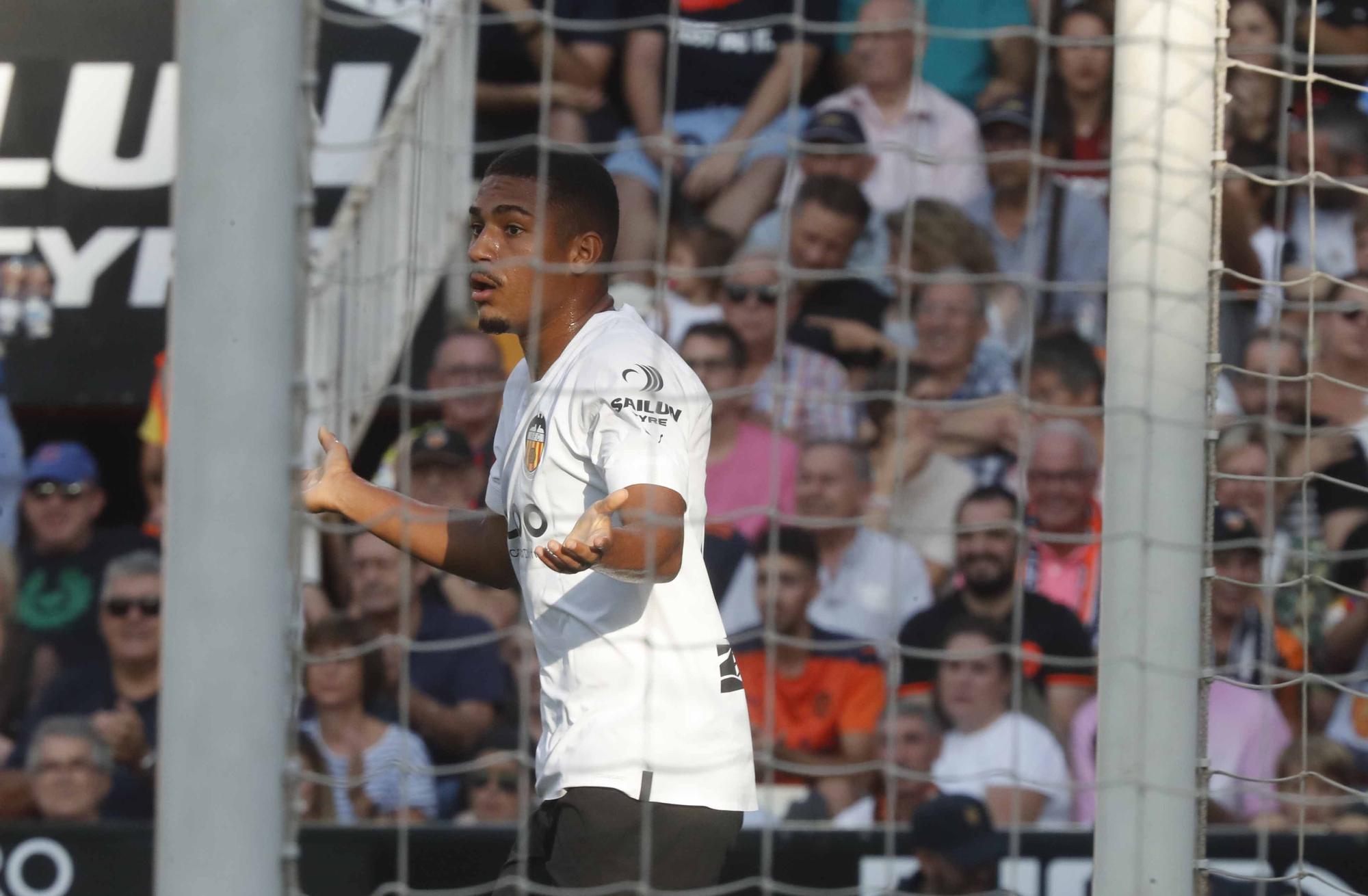 La victoria del Valencia CF ante el Celta de Vigo, en imágenes