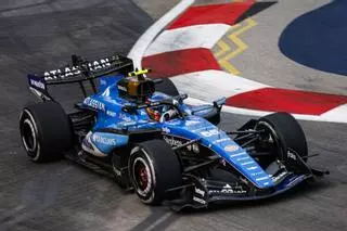 Sainz y Alonso y saldrán 13º y 16º en el GP de Singapur