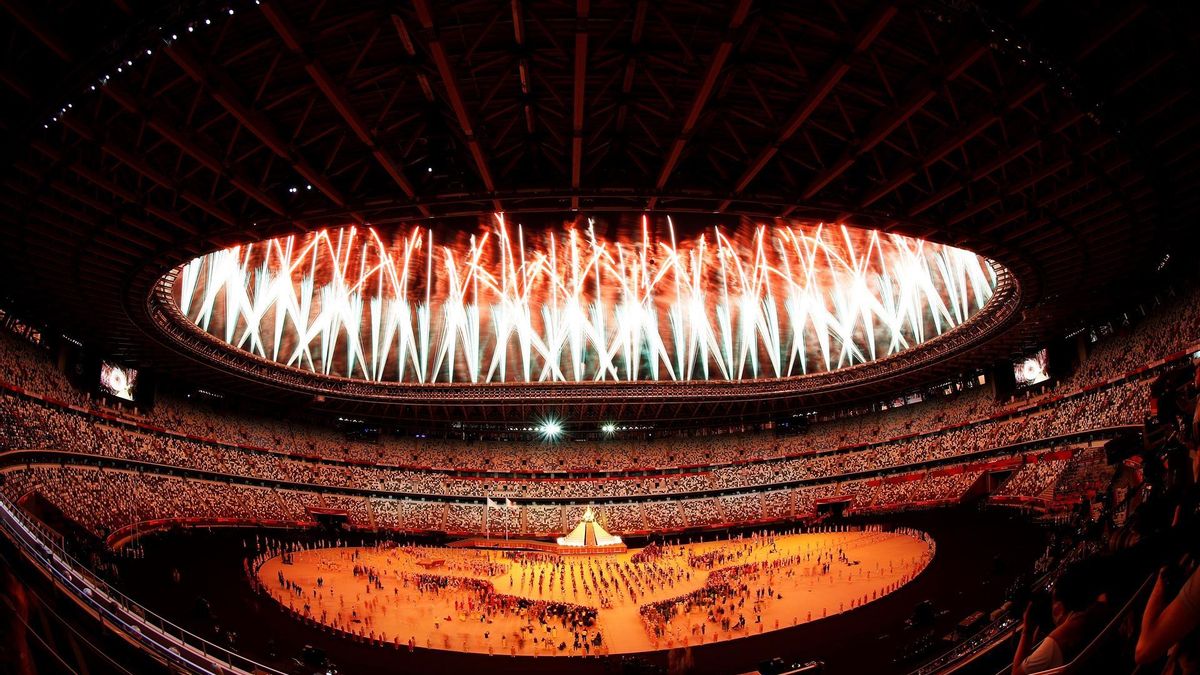 Los fuegos artificiales clausuraron la ceremonia de apertura.