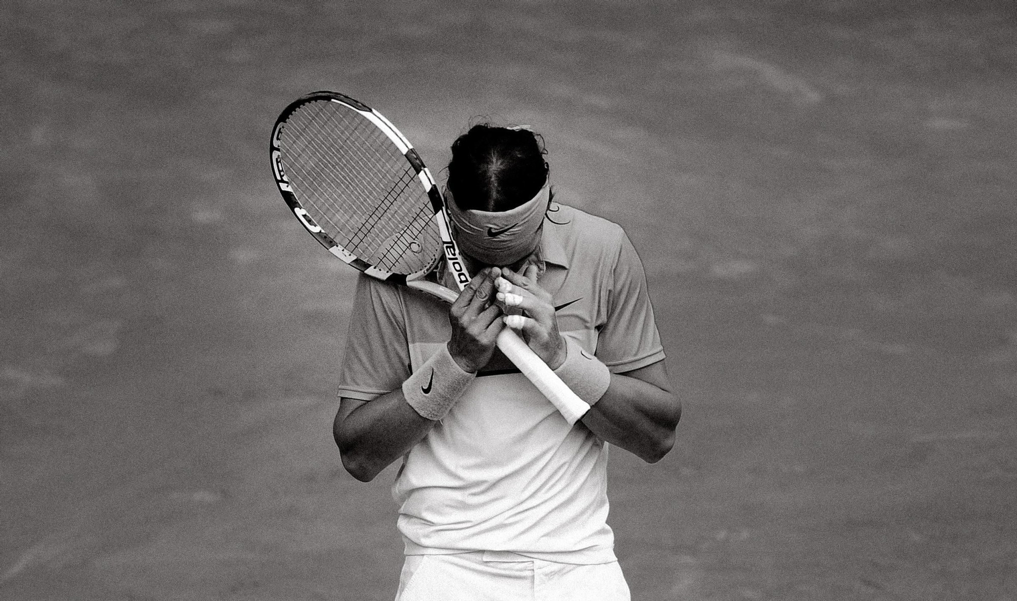 Rafa Nadal se retira del tenis profesional.