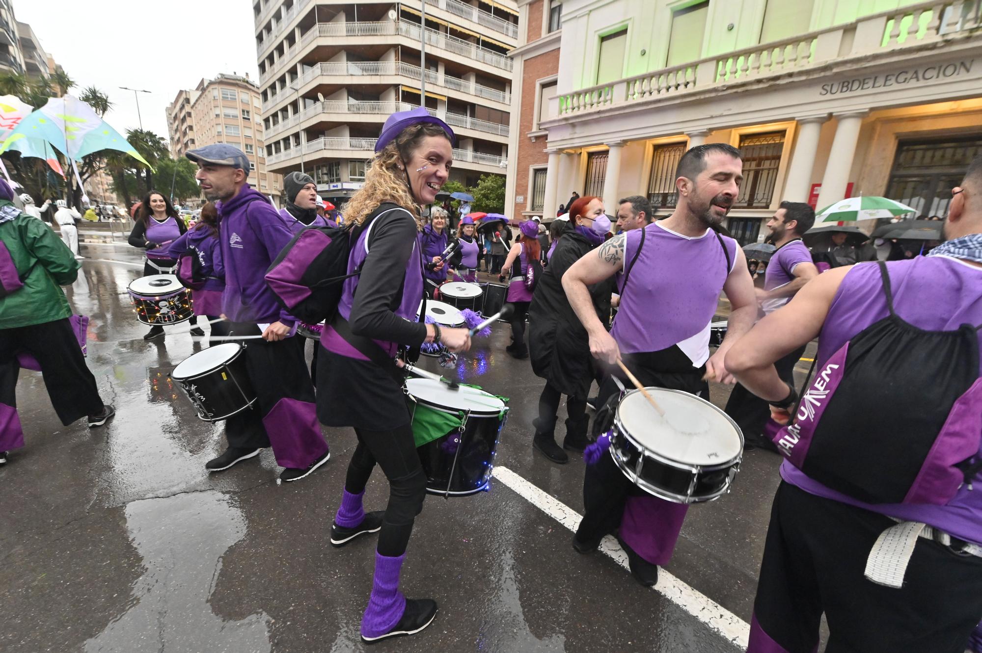 Teatro y música en el desfile de animación de la Magdalena