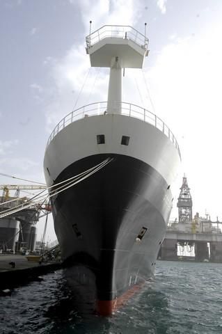 Barco Discovery, en las instalaciones de Astican