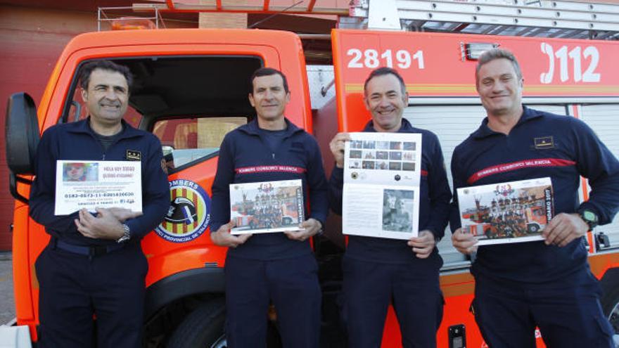 Calendario solidario de los bomberos de Sagunt más «subidito de tono»