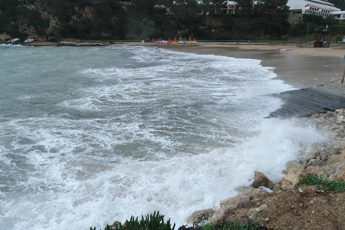 Efectos de la borrasca en el Port de Sant Miquel