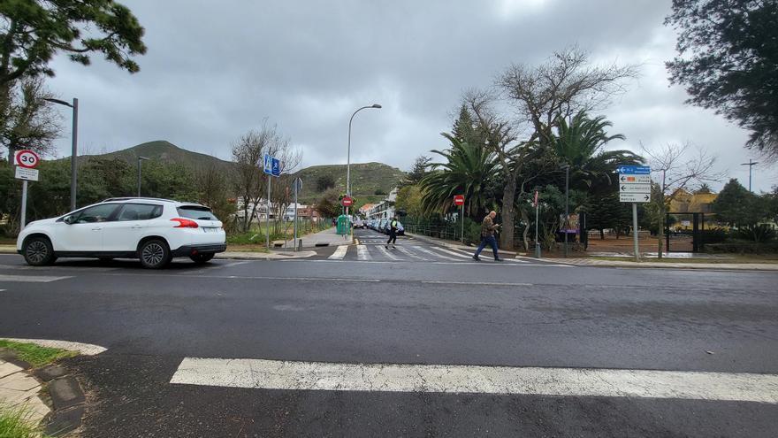 La calle Concepción Salazar será de doble sentido y partirá en dos la senda deportiva de Las Peras, en La Laguna