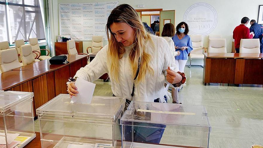 Los candidatos se despliegan por los tres campus para presentar a sus equipos