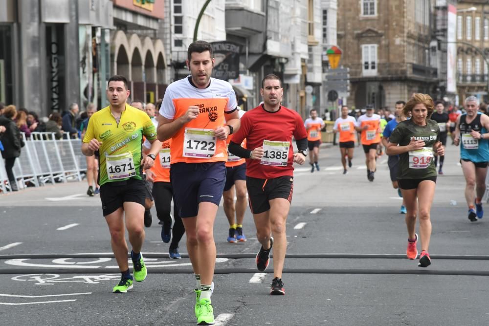 Búscate en la carrera de la Coruña21