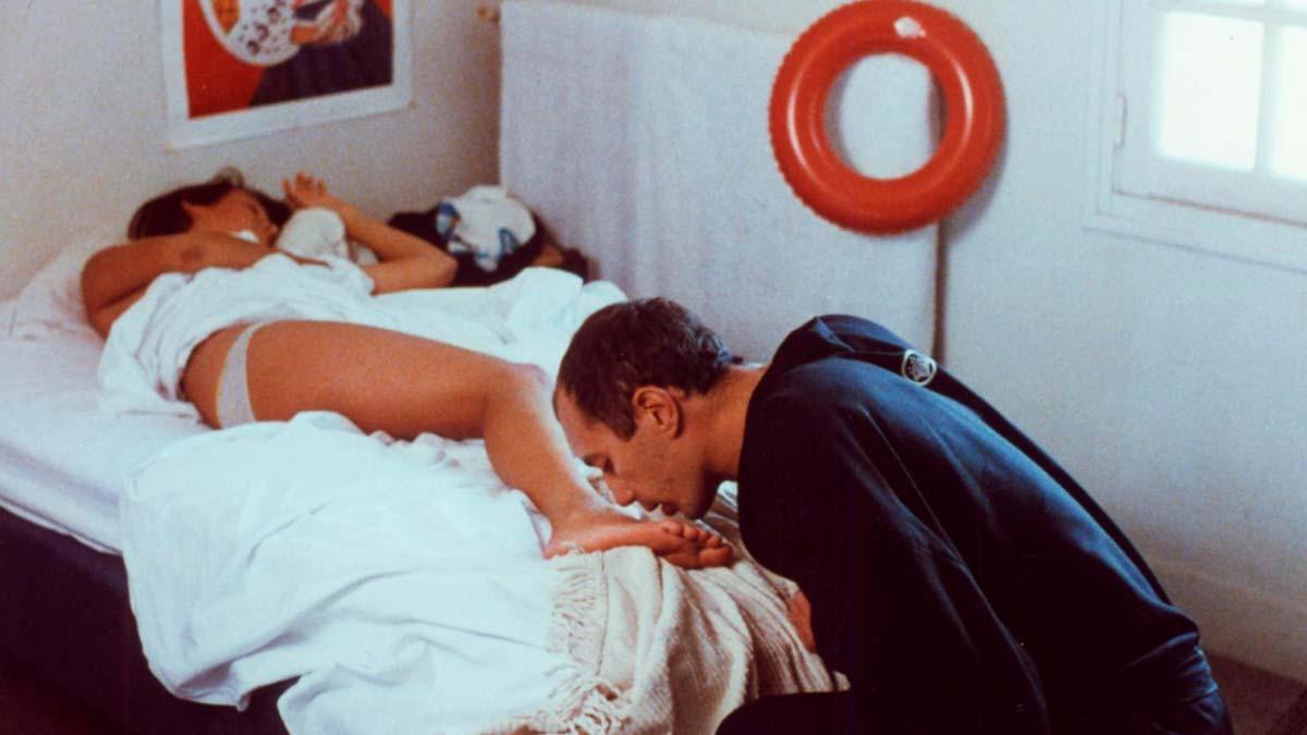 Una escena muy recordada de "Pauline en la playa"