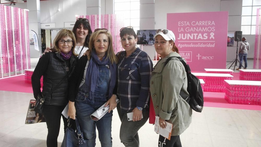 Recogida de dorsales de la Carrera de la Mujer