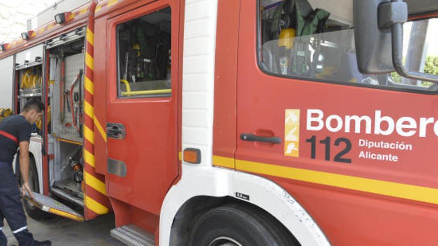 Los bomberos del Parque Comarcal de Elche, en una imagen de archivo