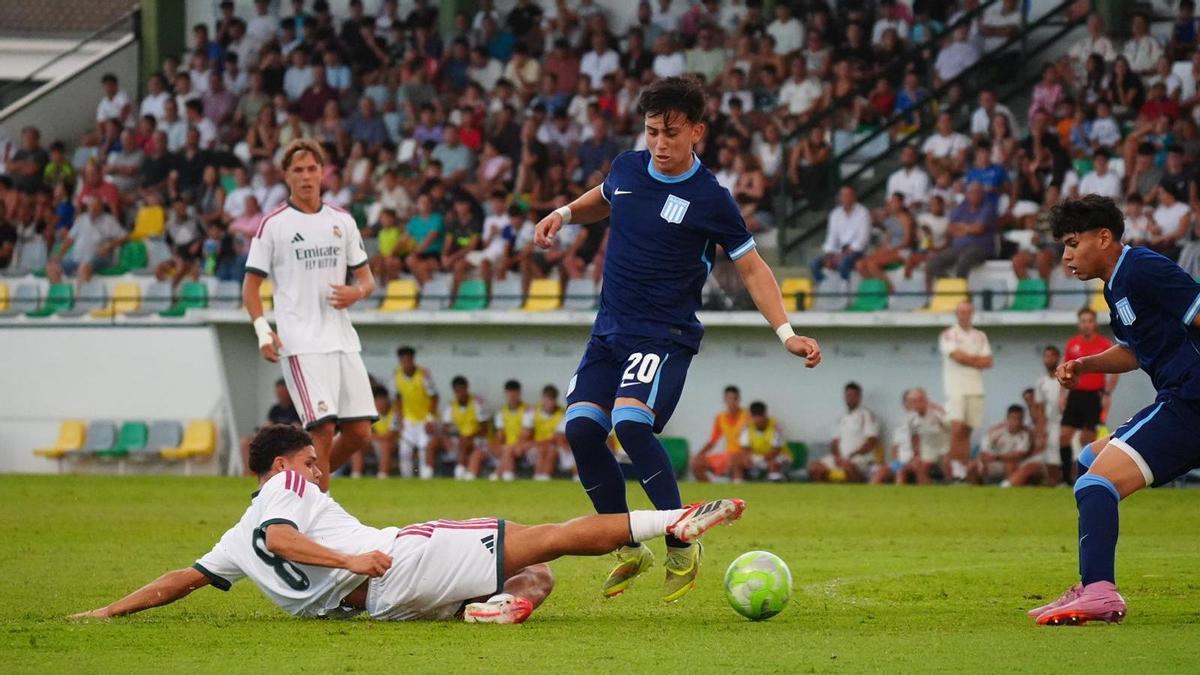 Racing de Avellaneda y Paranaense disputarán en El Arcángel la final del Mundial de Clubes juvenil