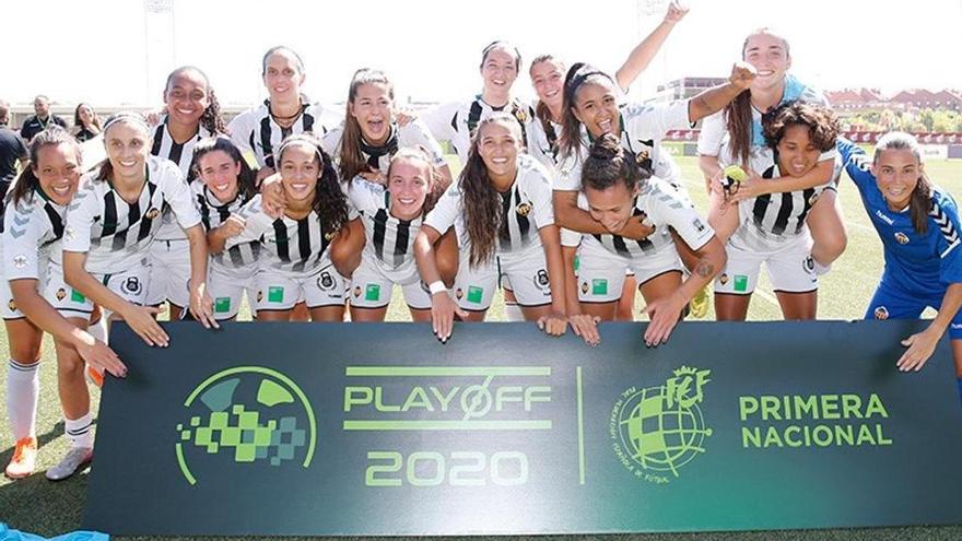 Equipo que logró el ascenso del Castellón femenino a la categoría de plata nacional el 25 de julio del 2020.