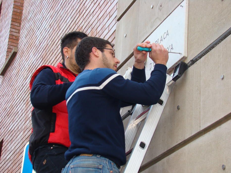 Canvi de nom de la plaça Espanya