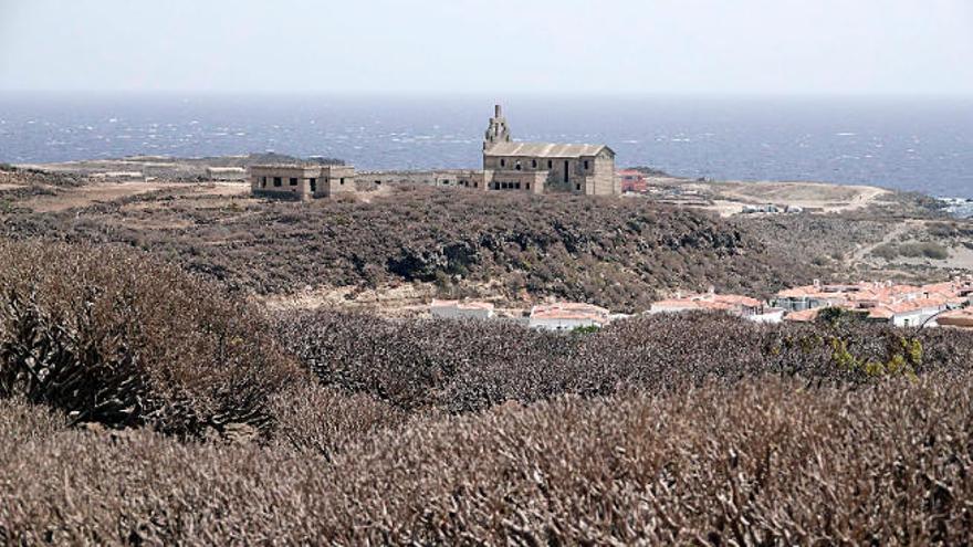 Suelo en el que se proyecta el complejo turístico.