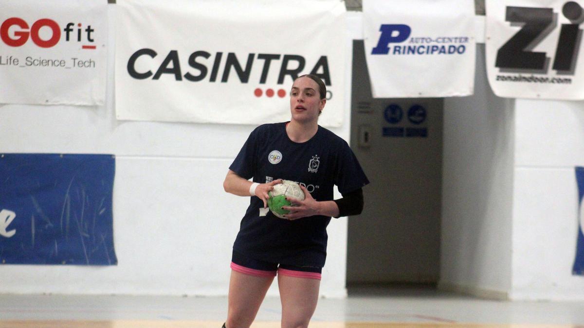 Teresa Rodríguez, durante un partido de las Lobas.
