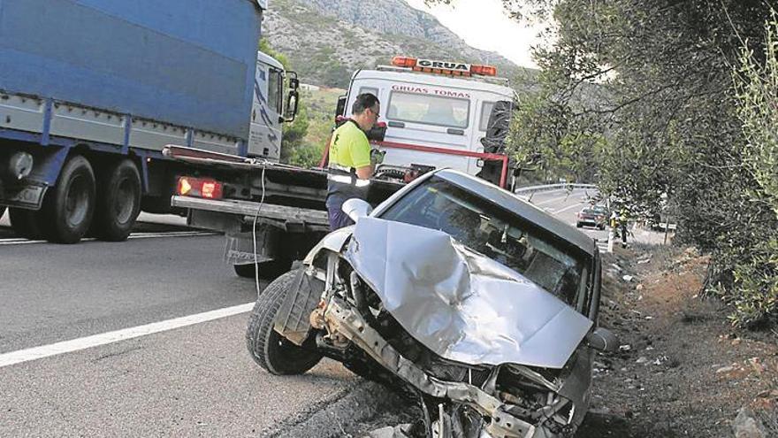 UN CONDUCTOR ebrio sufre un accidente en la n-340