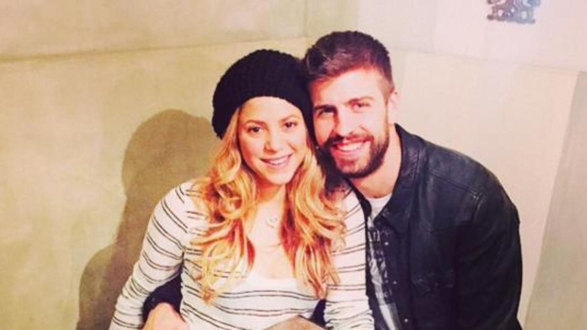 Piqué y Shakira en un restaurante