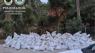 La Policía Local identifica a los autores de un vertido de seis toneladas de escombros en la Vega de San José