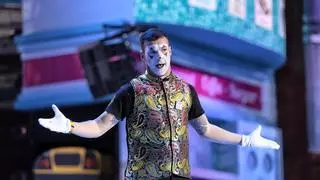 La murga La Traviata 'cierra' su 'cajita de música' hasta el Carnaval 2023