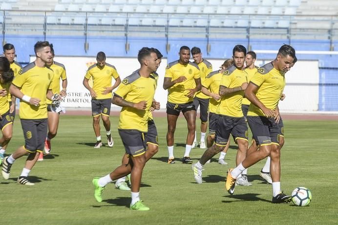 ENTRENAMIENTO UDLP MASPALOMAS