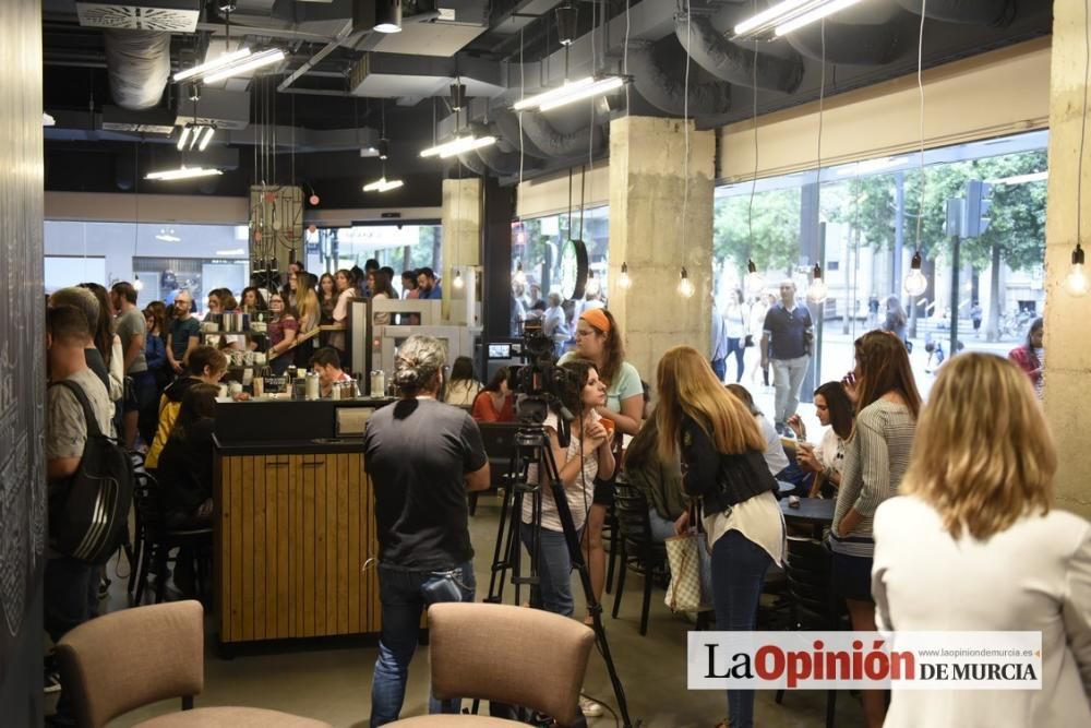 Starbucks abre sus puertas en la Gran Vía de Murci