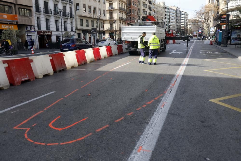 Construyen un gran intercambiador de buses en la calle Xàtiva de València