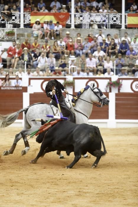 Corrida de rejones en la Feria Taurina de Begoña de 2018.