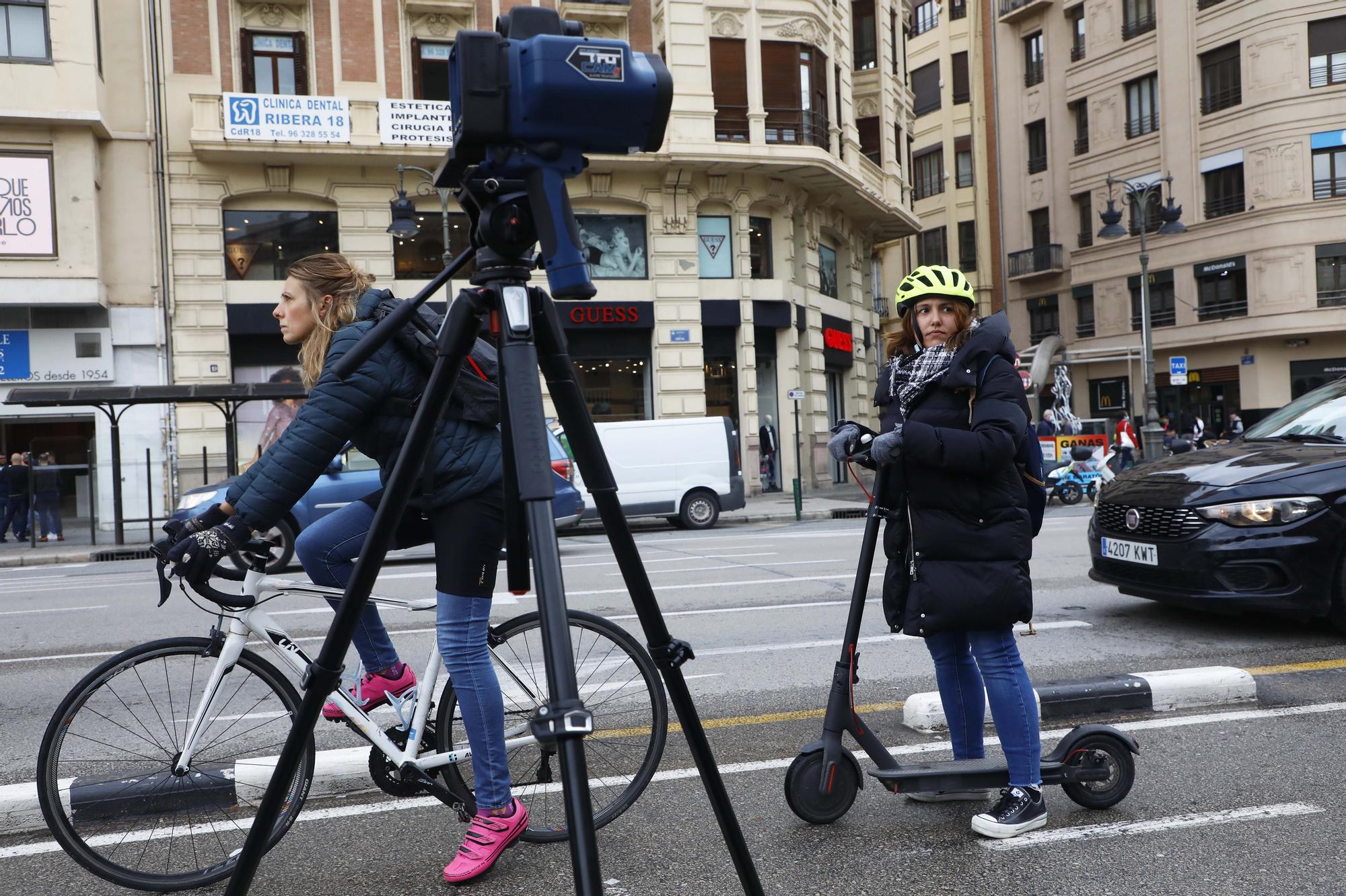 Así son los radares para frenar los patinetes en València