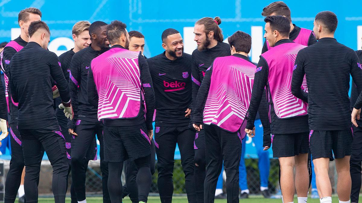 El Barça se entrenó antes de recibir al Galatasaray