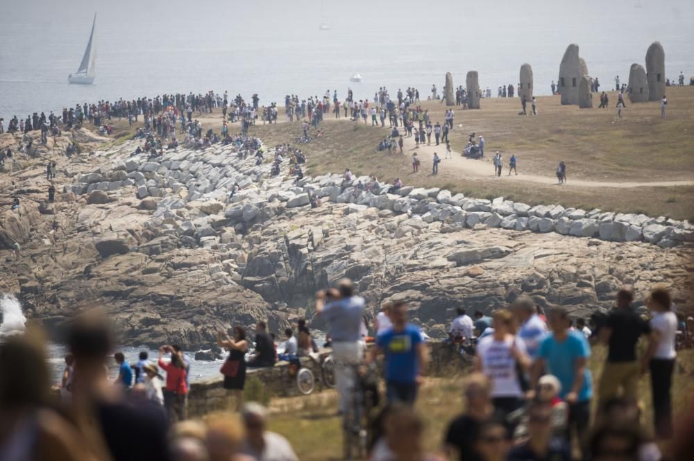 La Regata de Grandes Veleros abandona a A Coruña