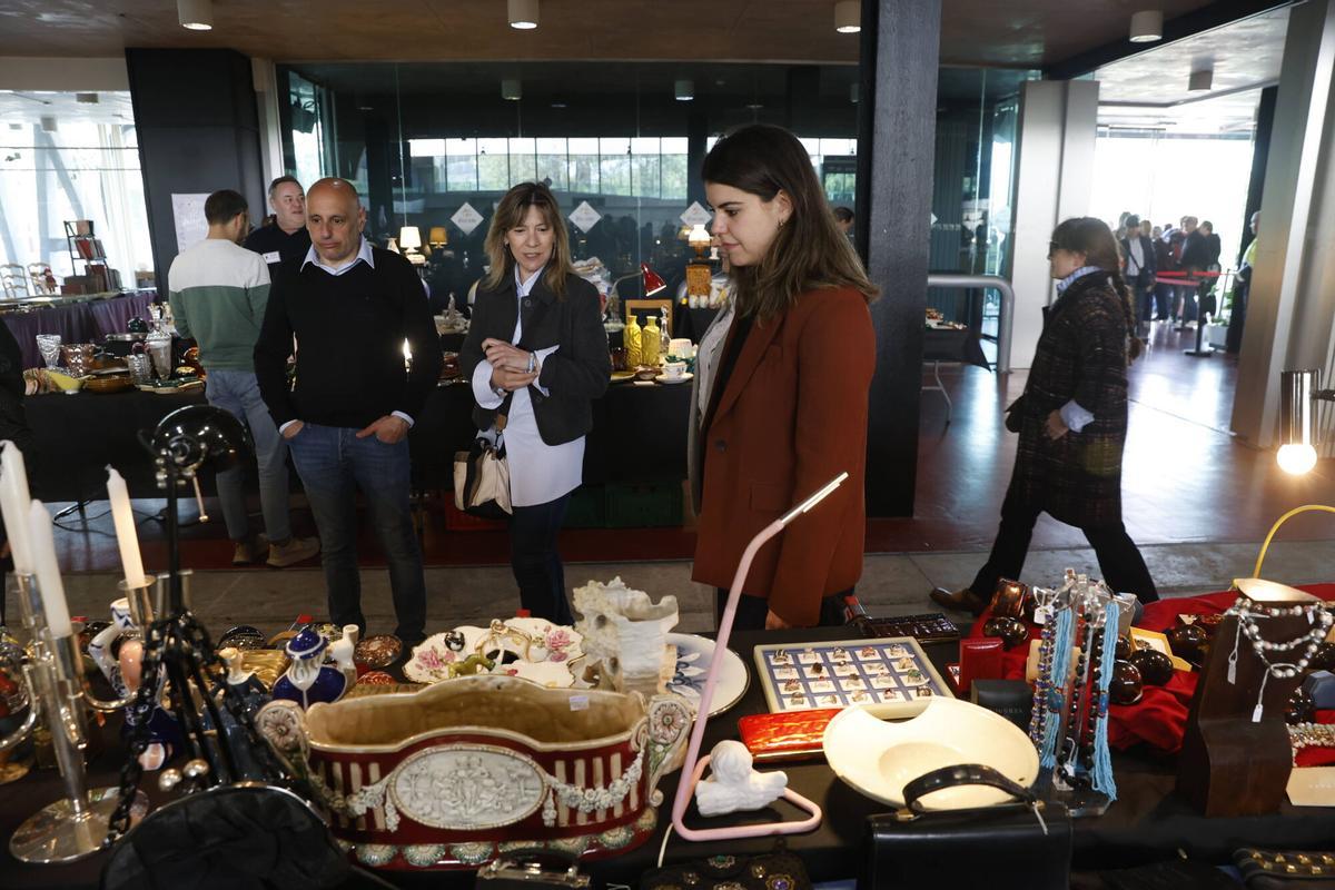 La inauguración de la feria de antigüedades en el pabellón de La Magdalena