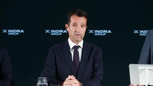 Indra aplana el camí per aprovar la fusió amb Escribano