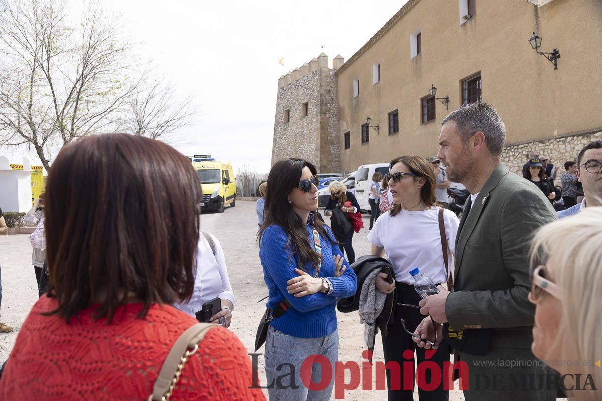 La vicaría de Cartagena, la UCAM, junto a asociaciones y peregrinos de toda España se ponen a los pies de la Vera Cruz